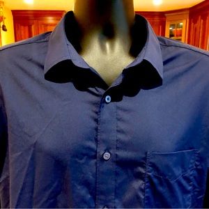 UNTUCKit men’s button front shirt. Sharp dark blue. NWOT. XL